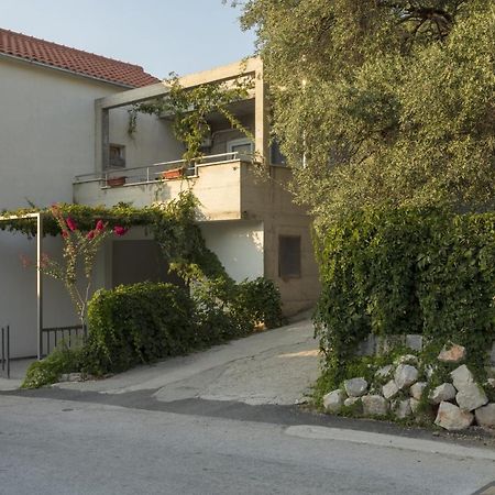 Apartments with a parking space Zuljana, Peljesac - 4573 Bagian luar foto