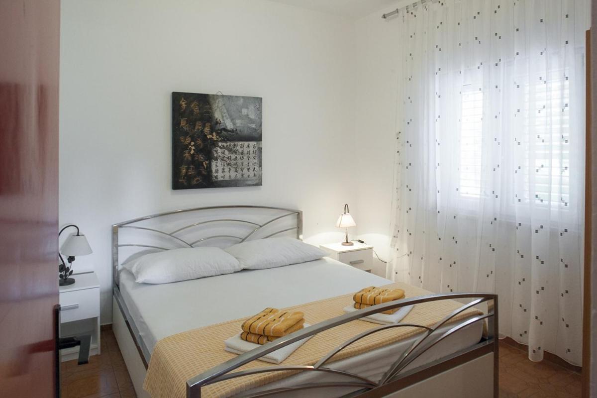 Apartments with a parking space Zuljana, Peljesac - 4573 Bagian luar foto